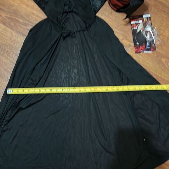 😈Vampire Cape with Collar and Tote - Picture 5 of 12